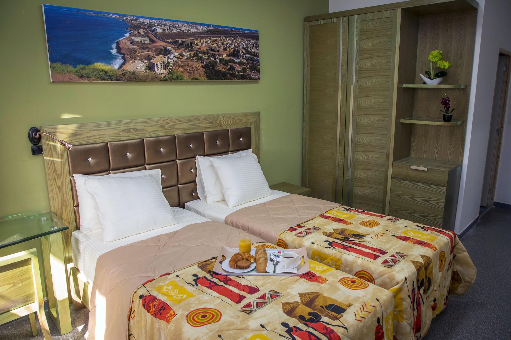 Wakola Hotel Fass Dakar Exterior photo