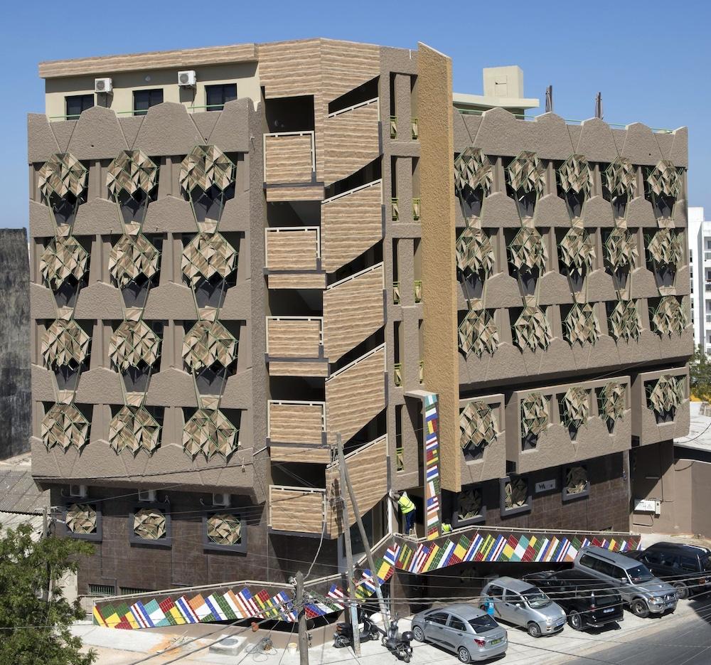 Wakola Hotel Fass Dakar Exterior photo